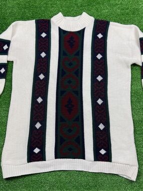 Vintage 90's Private Eyes Knit Sweater White Size medium Made in USA 100% Acrlic